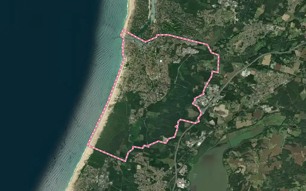 Vue satellite de Capbreton avec ses contours administratifs