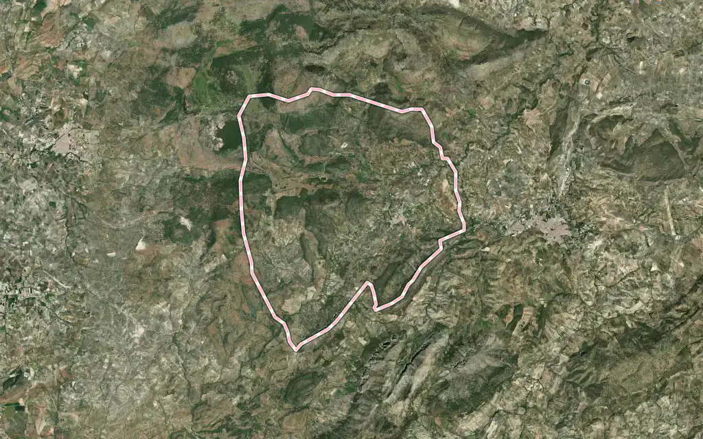Vista satélite de Carcabuey con su contorno administrativo
