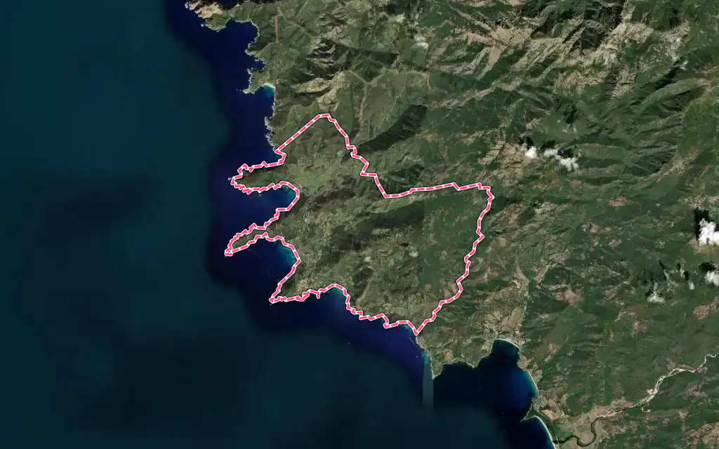 Vue satellite de Cargèse avec ses contours administratifs