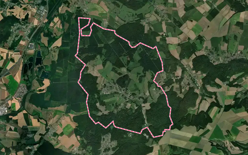 Vue satellite de Carlepont avec ses contours administratifs