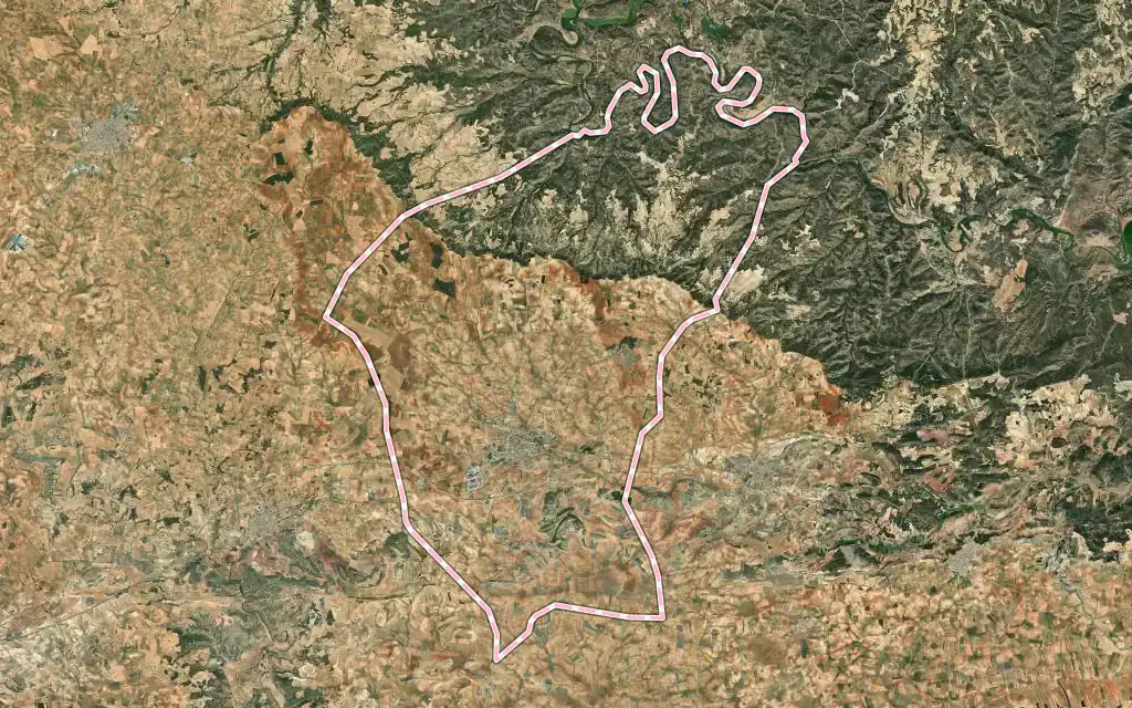 Vista satélite de Casas Ibáñez con su contorno administrativo