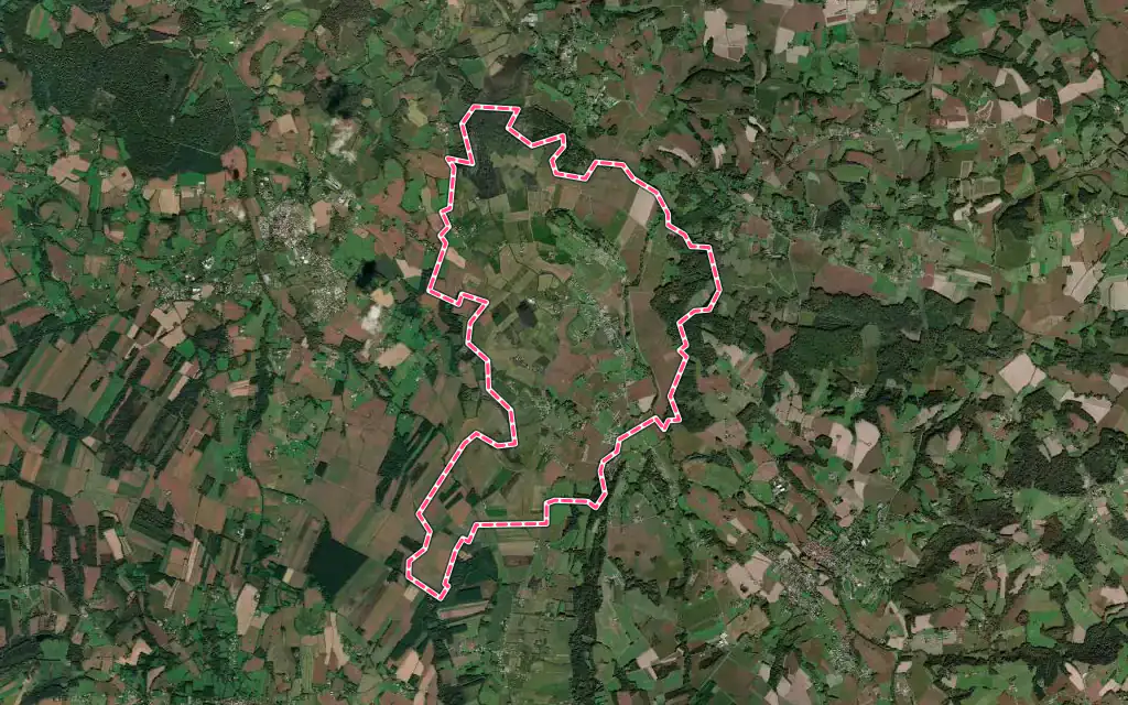 Vue satellite de Castel-Sarrazin avec ses contours administratifs