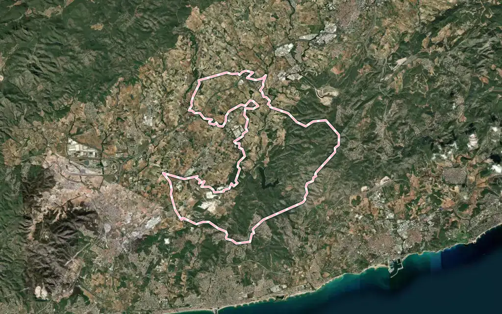 Vista satélite de Castellet i la Gornal con su contorno administrativo