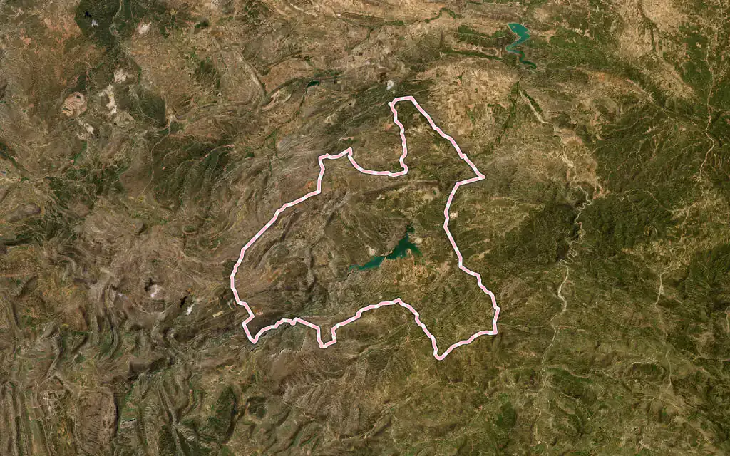 Vista satélite de Castellote con su contorno administrativo