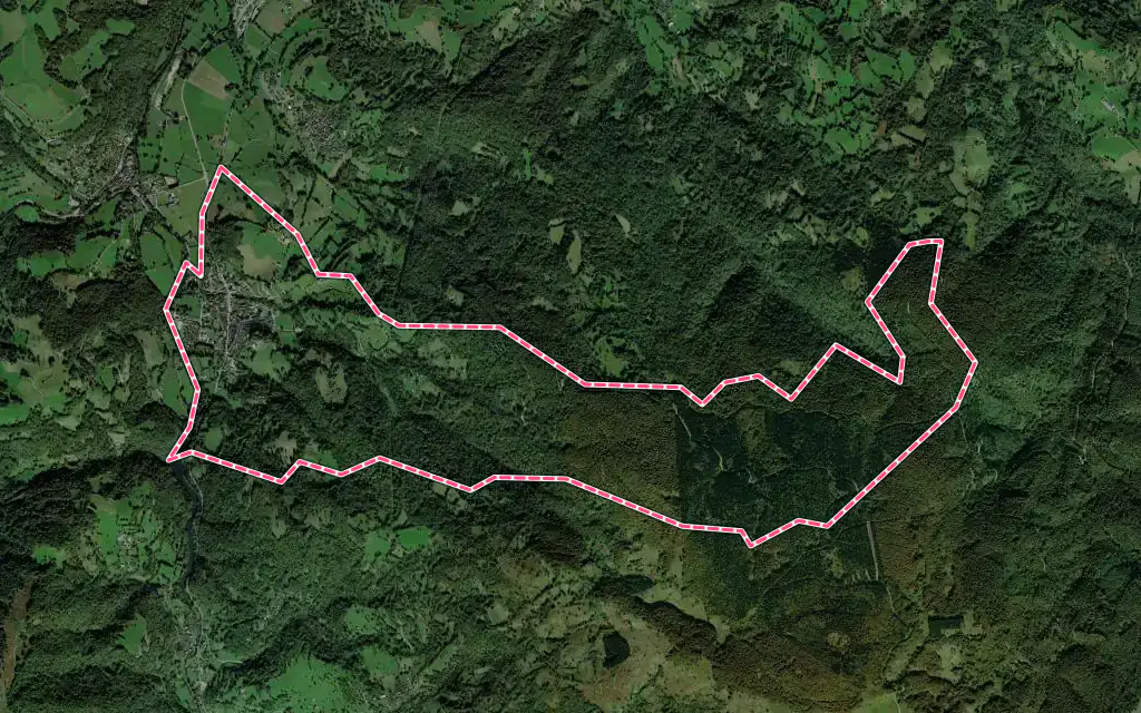 Vue satellite de Castillon-en-Couserans avec ses contours administratifs