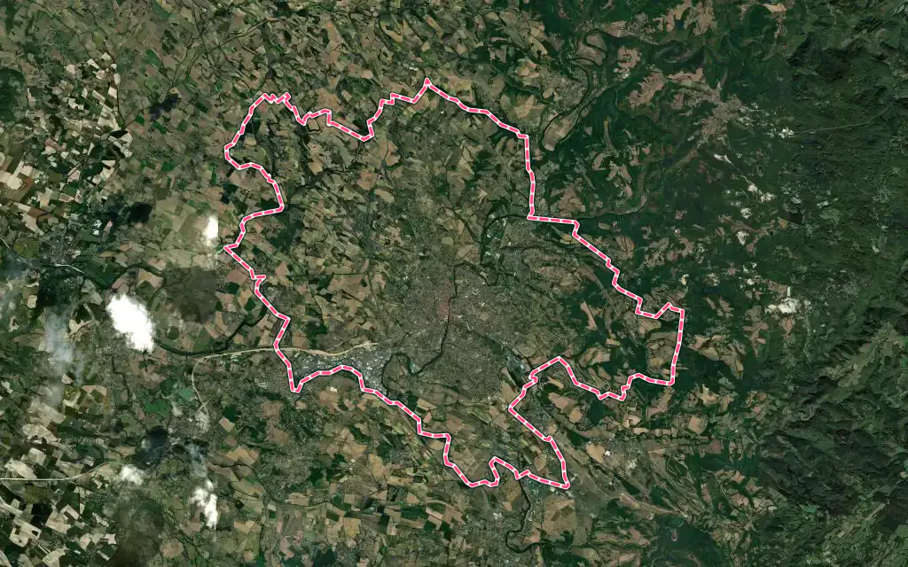 Vue satellite de Castres avec ses contours administratifs