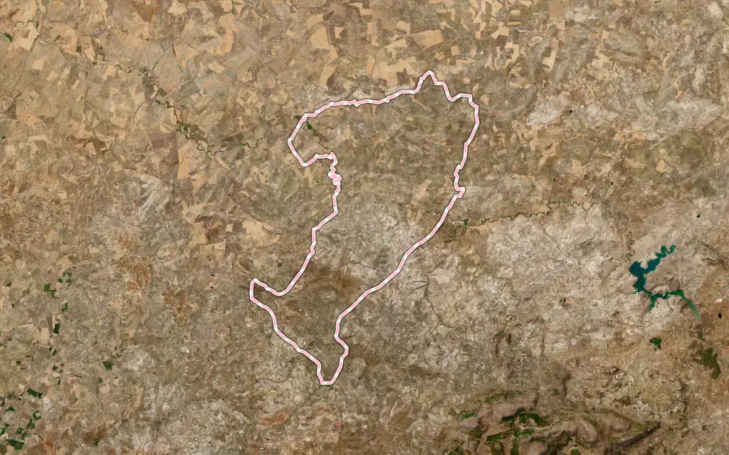 Vista satélite de Castro del Río con su contorno administrativo