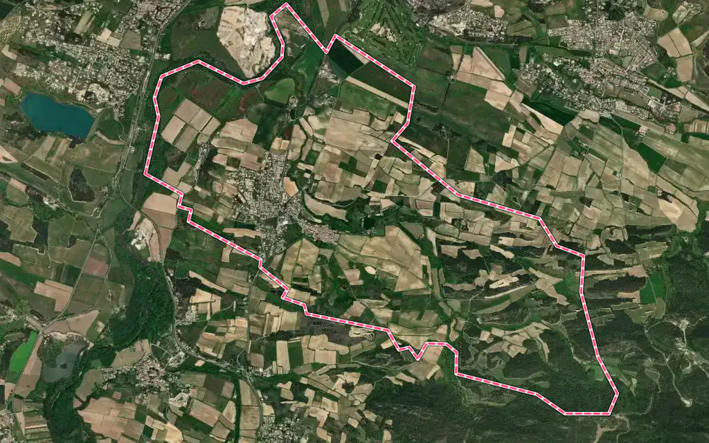 Vue satellite de Cavanac avec ses contours administratifs