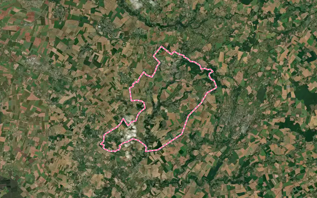 Vue satellite de Celles-sur-Belle avec ses contours administratifs