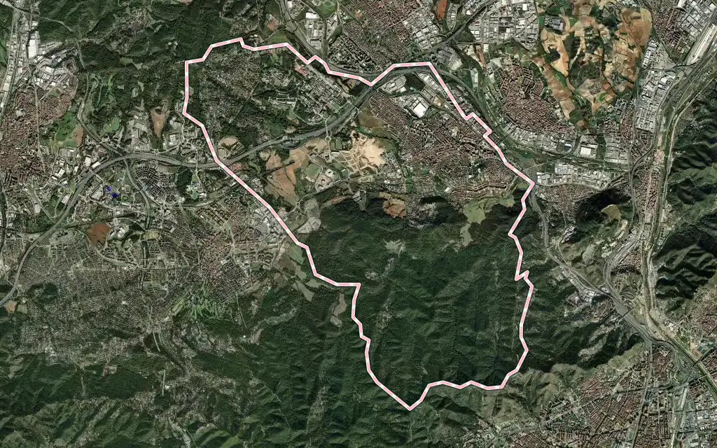 Vista satélite de Cerdanyola del Vallès con su contorno administrativo