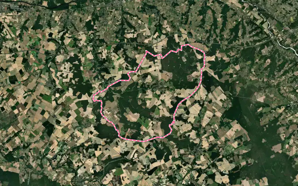 Vue satellite de Céré-la-Ronde avec ses contours administratifs