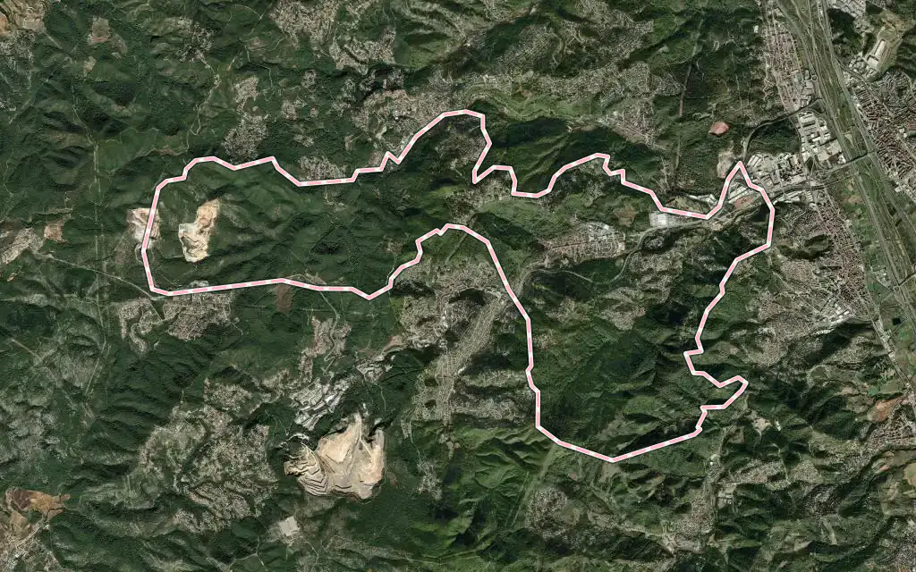 Vista satélite de Cervelló con su contorno administrativo