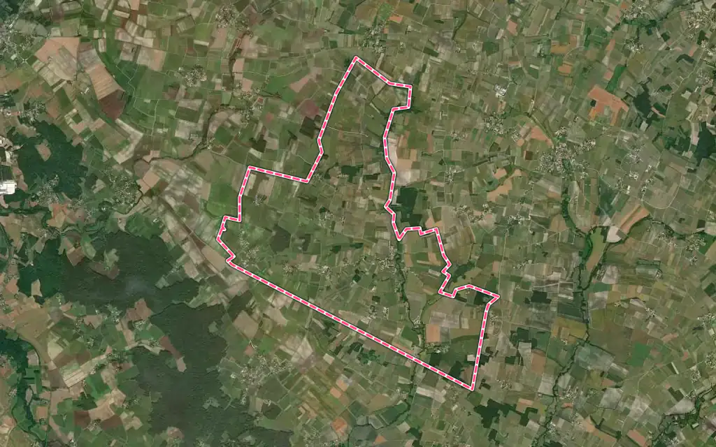 Vue satellite de Chadenac avec ses contours administratifs