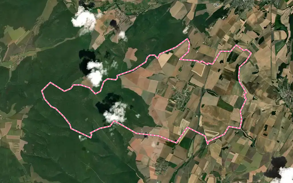 Vue satellite de Chaignay avec ses contours administratifs