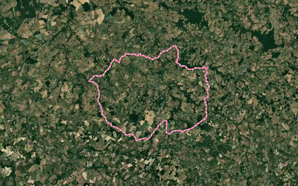 Vue satellite de Chaillac avec ses contours administratifs