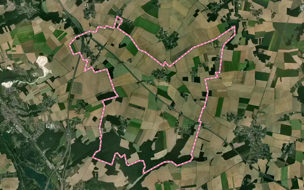 Vue satellite de Chaintreaux avec ses contours administratifs