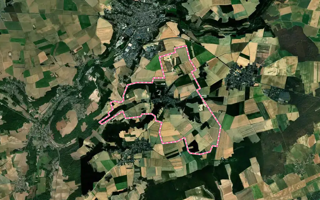 Vue satellite de Chalautre-la-Petite avec ses contours administratifs