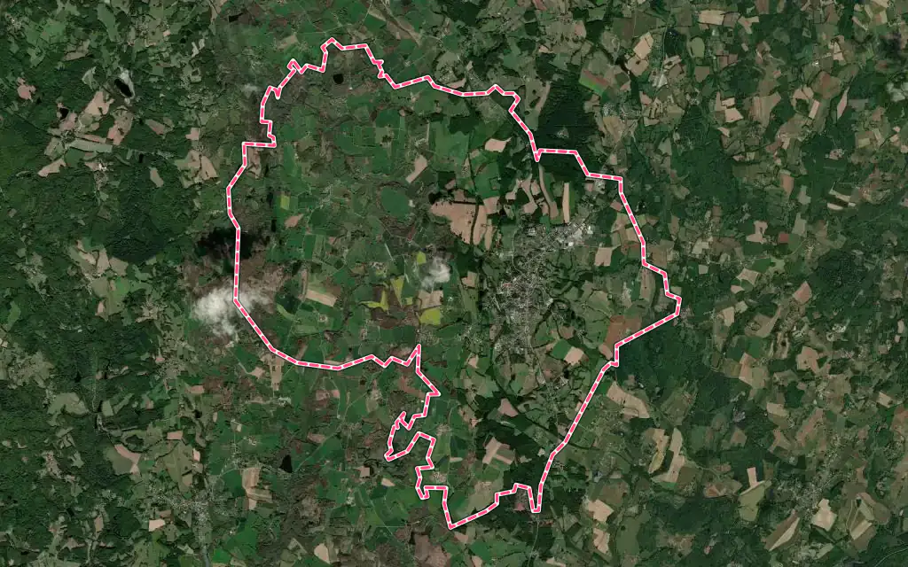 Vue satellite de Châlus avec ses contours administratifs