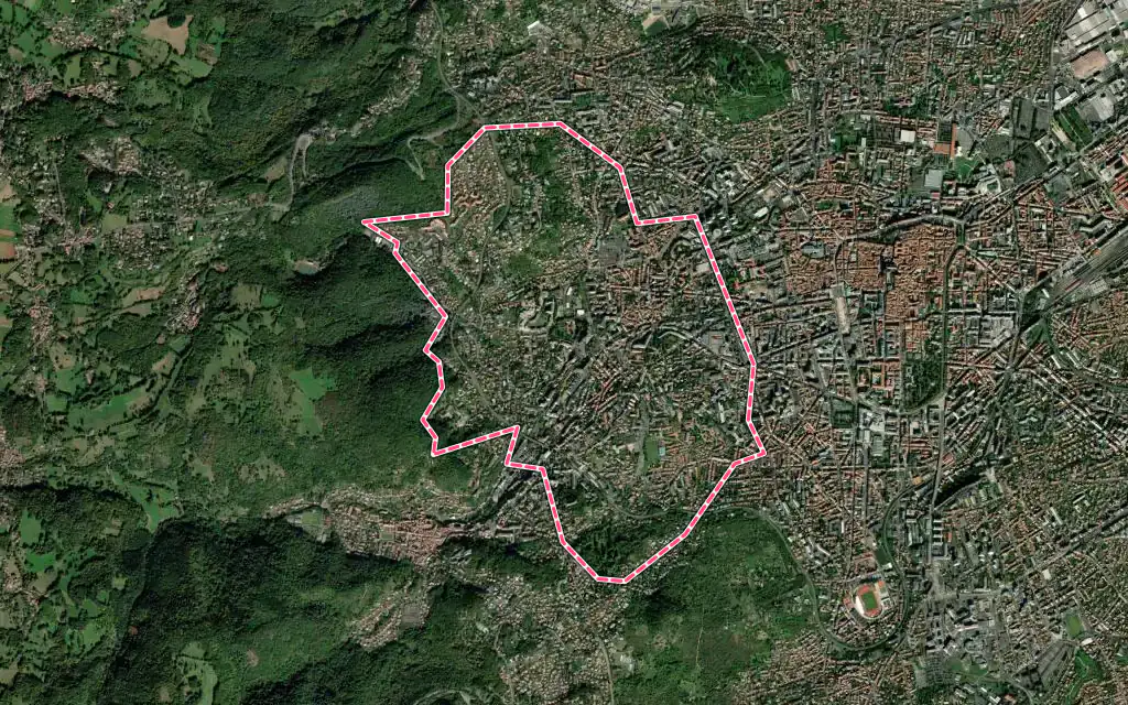 Vue satellite de Chamalières avec ses contours administratifs