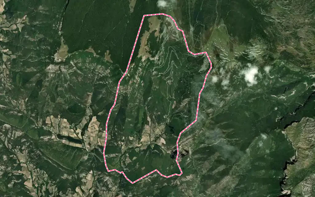 Vue satellite de Chamaloc avec ses contours administratifs