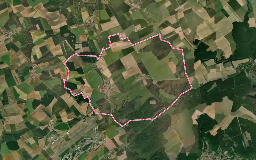 Vue satellite de Chambley-Bussières avec ses contours administratifs