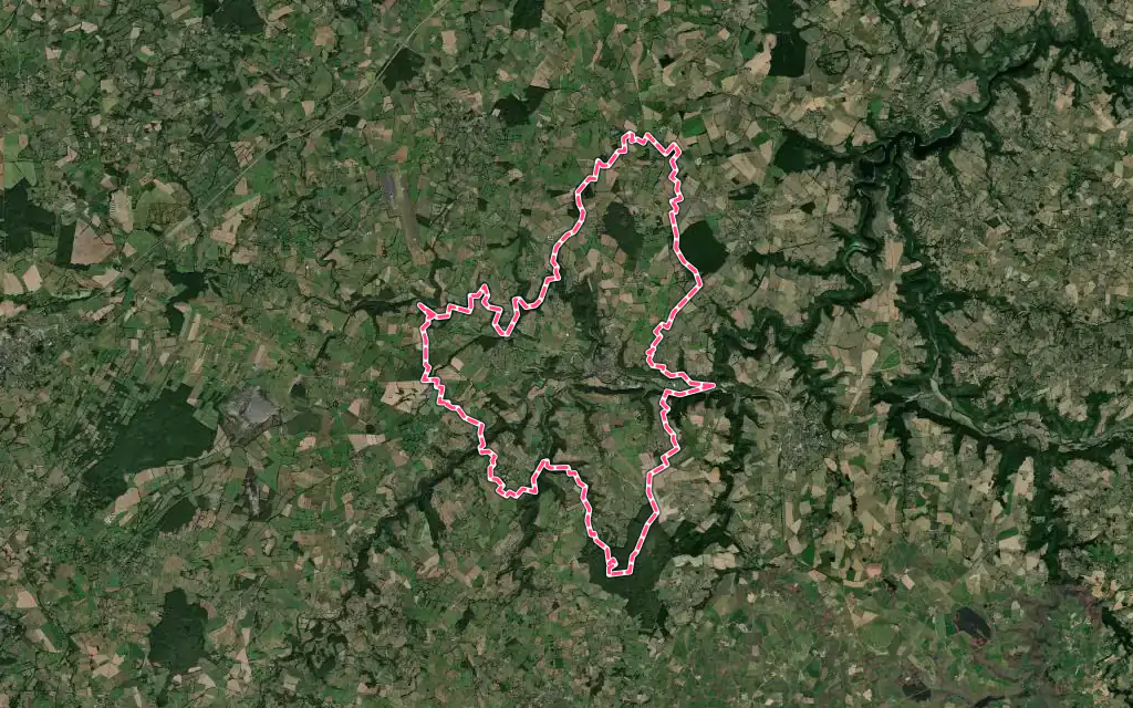 Vue satellite de Chambon-sur-Voueize avec ses contours administratifs