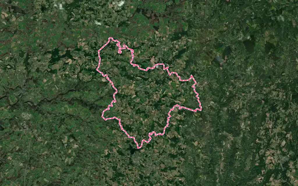 Vue satellite de Chamboulive avec ses contours administratifs