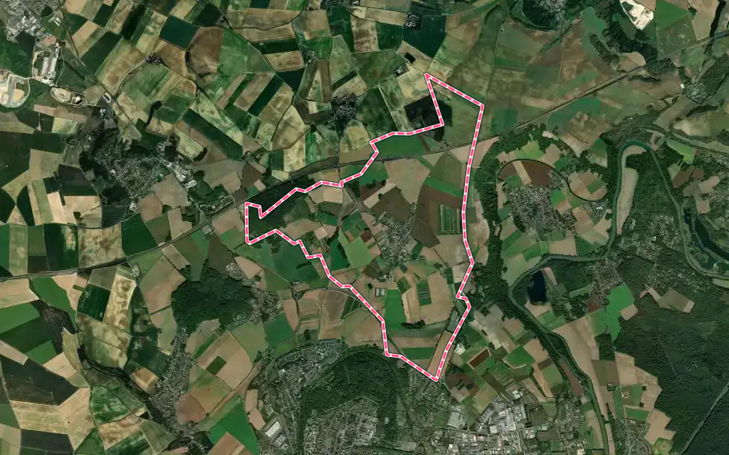 Vue satellite de Chambry avec ses contours administratifs