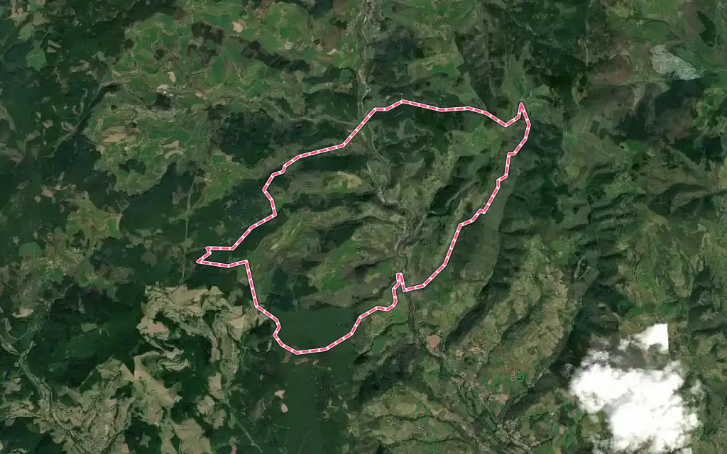 Vue satellite de Chamelet avec ses contours administratifs