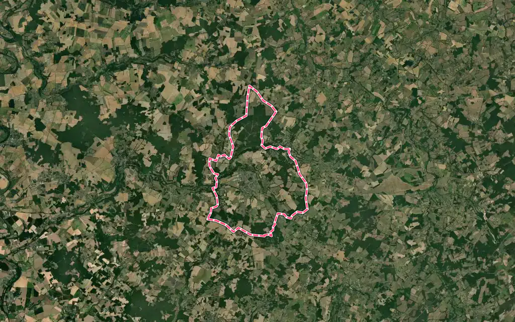 Vue satellite de Champagne-Mouton avec ses contours administratifs