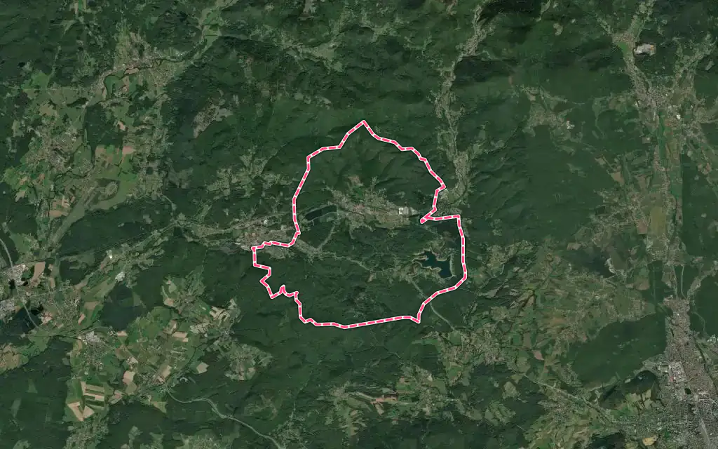 Vue satellite de Champagney avec ses contours administratifs
