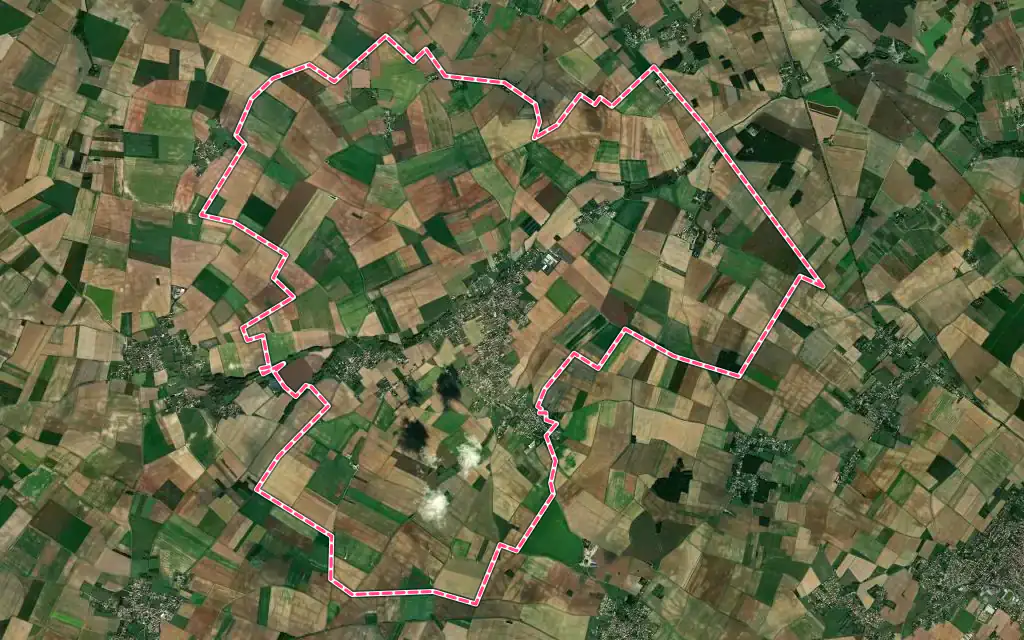Vue satellite de Champigny en Rochereau avec ses contours administratifs