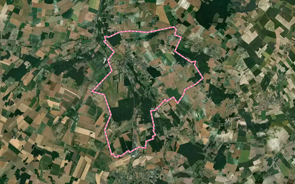 Vue satellite de Champigny-sur-Veude avec ses contours administratifs