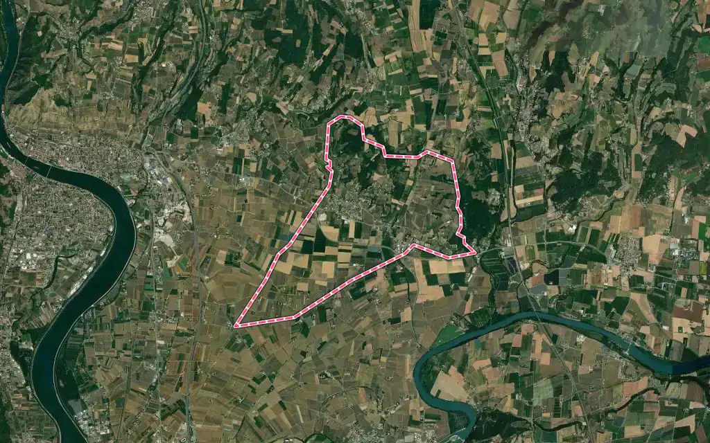Vue satellite de Chanos-Curson avec ses contours administratifs