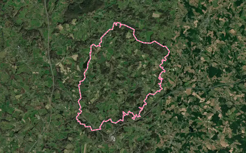 Vue satellite de Chanteix avec ses contours administratifs