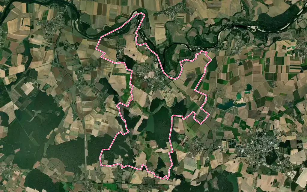 Vue satellite de Charette-Varennes avec ses contours administratifs