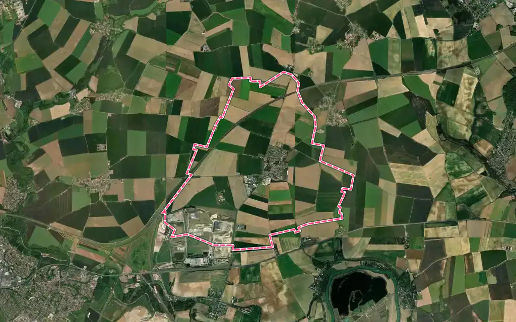 Vue satellite de Charny avec ses contours administratifs