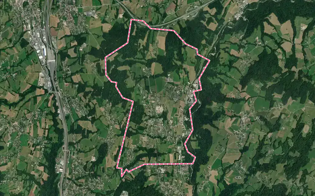 Vue satellite de Charvonnex avec ses contours administratifs
