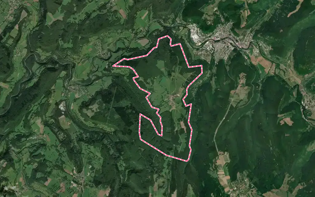 Vue satellite de Chassagne-Saint-Denis avec ses contours administratifs