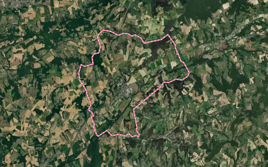 Vue satellite de Châteauneuf-de-Galaure avec ses contours administratifs