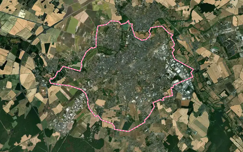 Vue satellite de Châteauroux avec ses contours administratifs