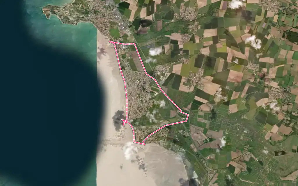 Vue satellite de Châtelaillon-Plage avec ses contours administratifs