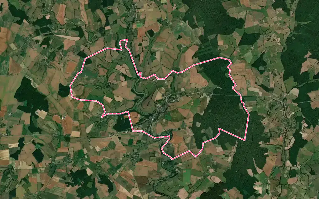 Vue satellite de Châtillon-en-Bazois avec ses contours administratifs