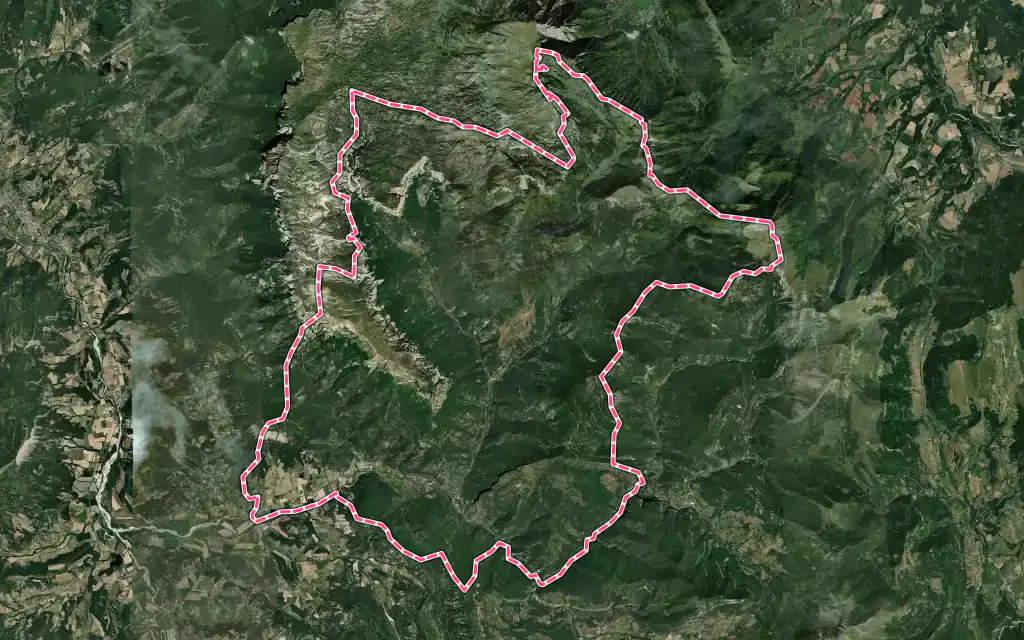 Vue satellite de Châtillon-en-Diois avec ses contours administratifs