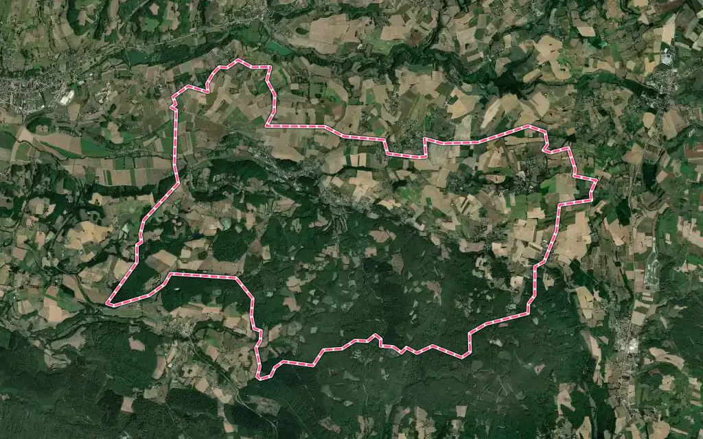 Vue satellite de Châtonnay avec ses contours administratifs