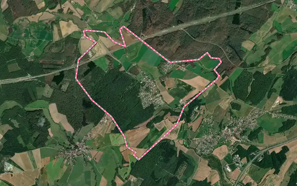 Vue satellite de Chaucenne avec ses contours administratifs