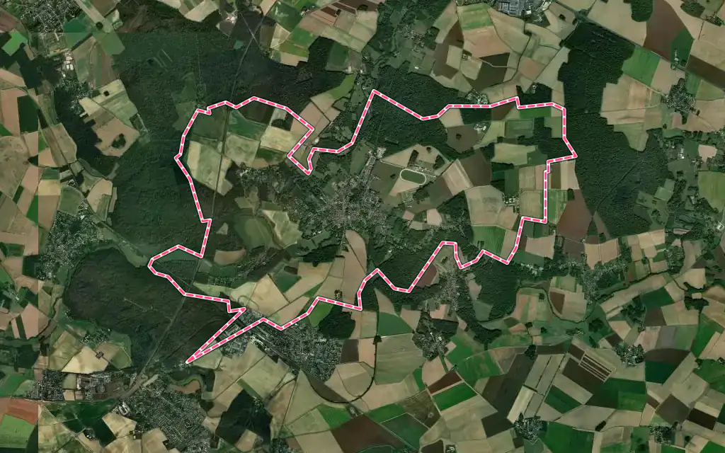 Vue satellite de Chaumes-en-Brie avec ses contours administratifs