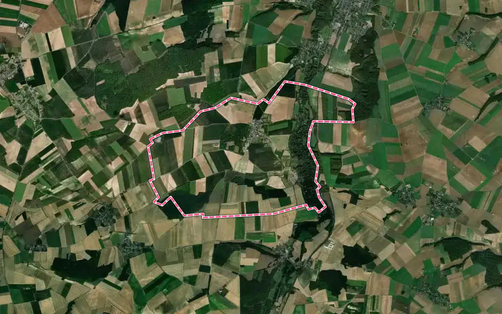 Vue satellite de Chaussoy-Epagny avec ses contours administratifs