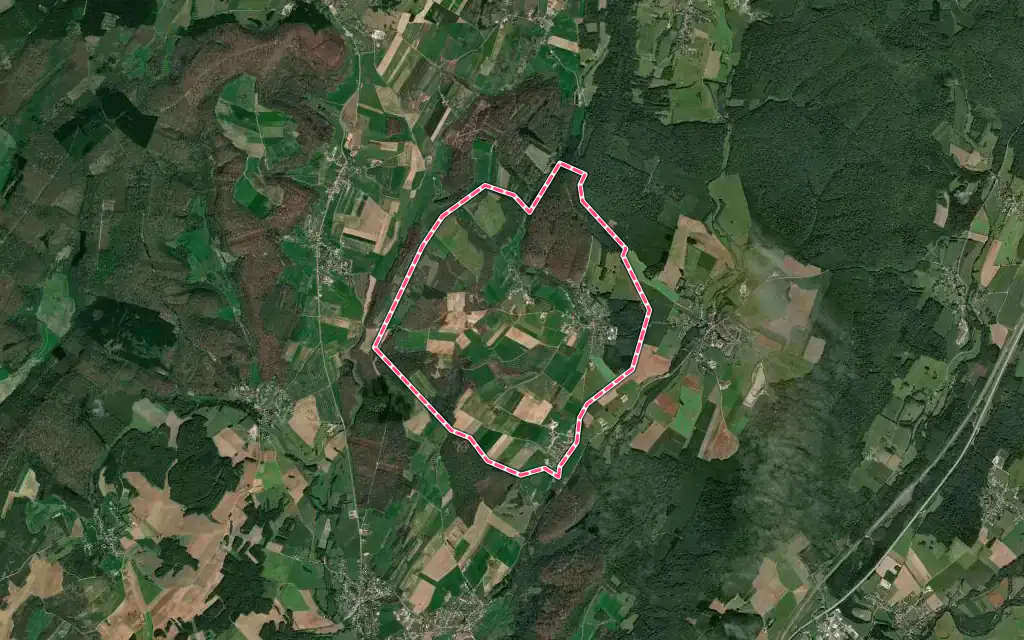 Vue satellite de Chaux-la-Lotière avec ses contours administratifs