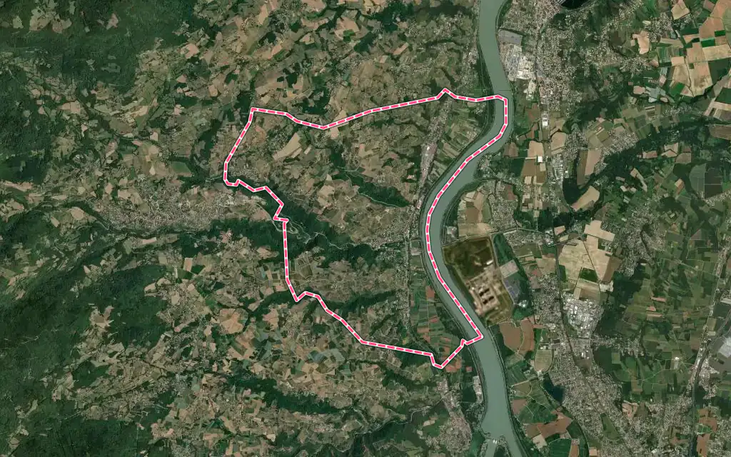 Vue satellite de Chavanay avec ses contours administratifs